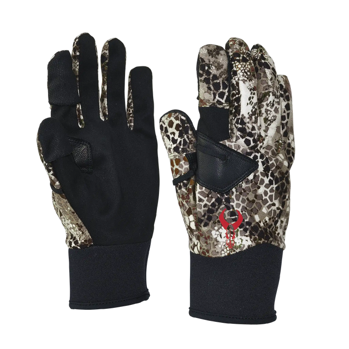 Badlands camo gloves with black palms and red skull logo, designed for outdoor use and improved grip.