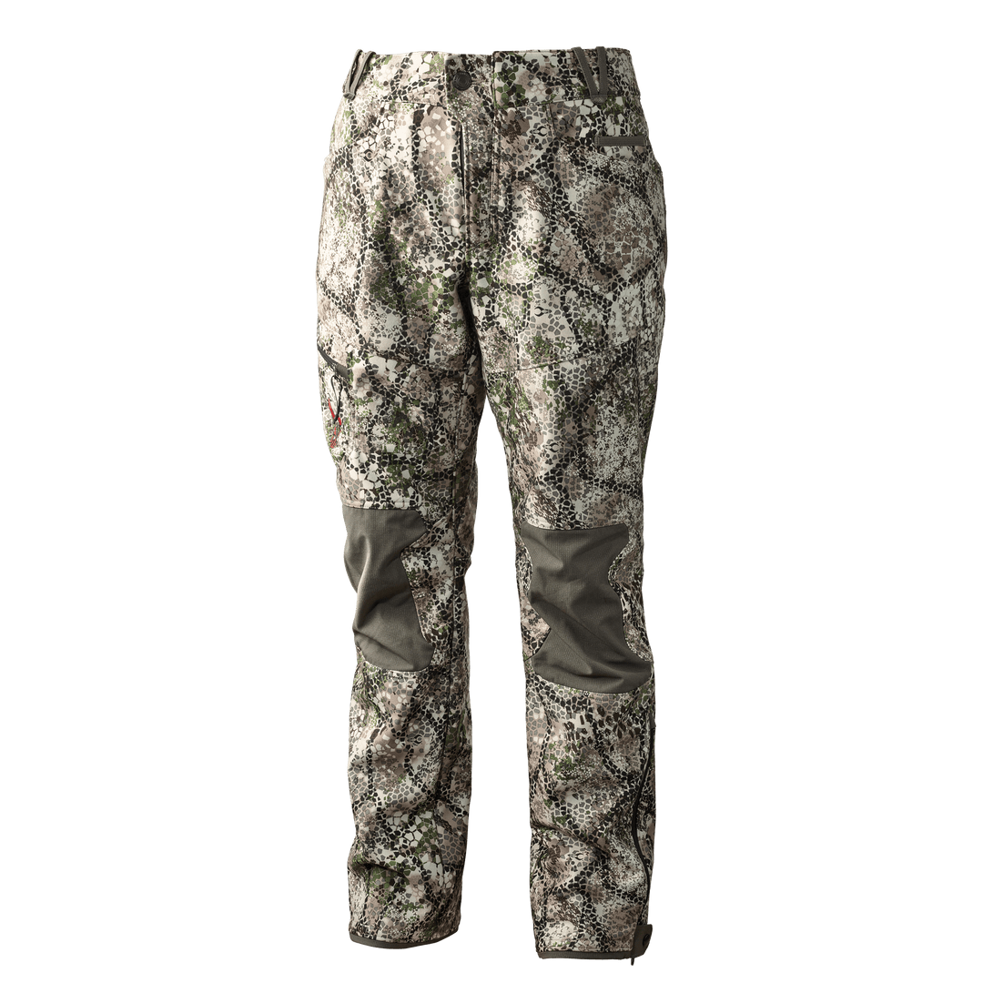 Badlands camo hunting pants with reinforced knees and Badlands skull logo on left thigh.